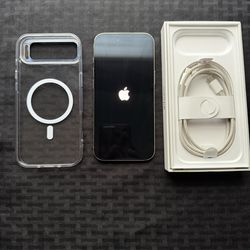 Light Gold 256GB Unlocked iPhone Air With Case!