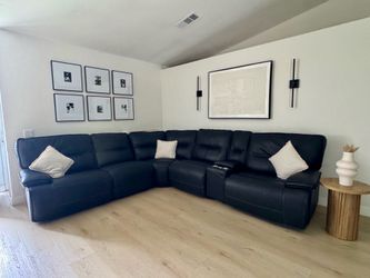 Couch / Sofa