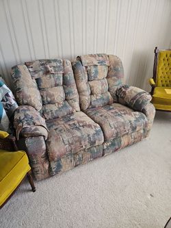 Lazy Boy recliner love seat