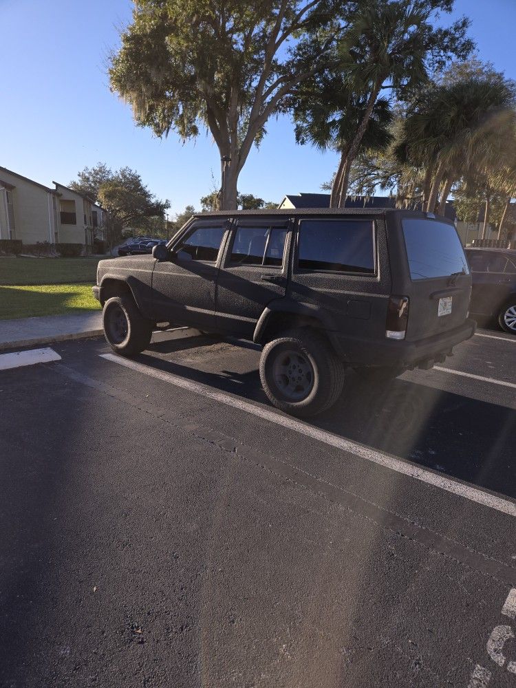 1999 Jeep Cherokee