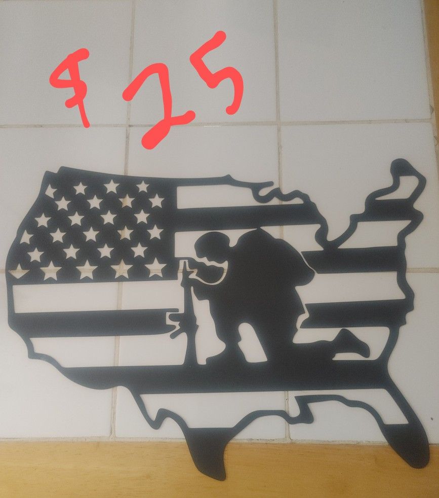 7 Metal Wall Decoration Military