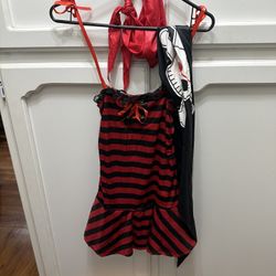 Halloween Costume    Pirate  .