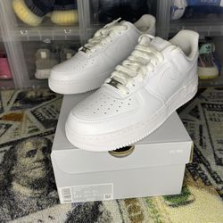 Nike Air Force 1 Men Size 9 for Sale in Newark, NJ - OfferUp