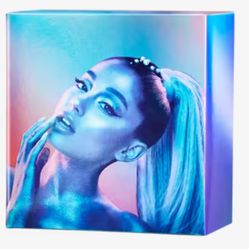Ariana Grande Cloud Perfume