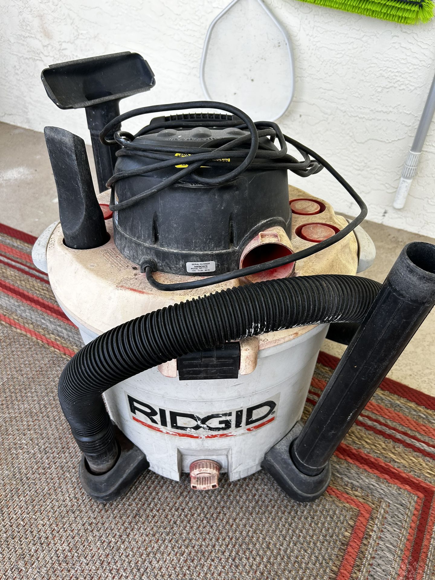 16 Gallon Ridgid Wet/Dry Vacuum 