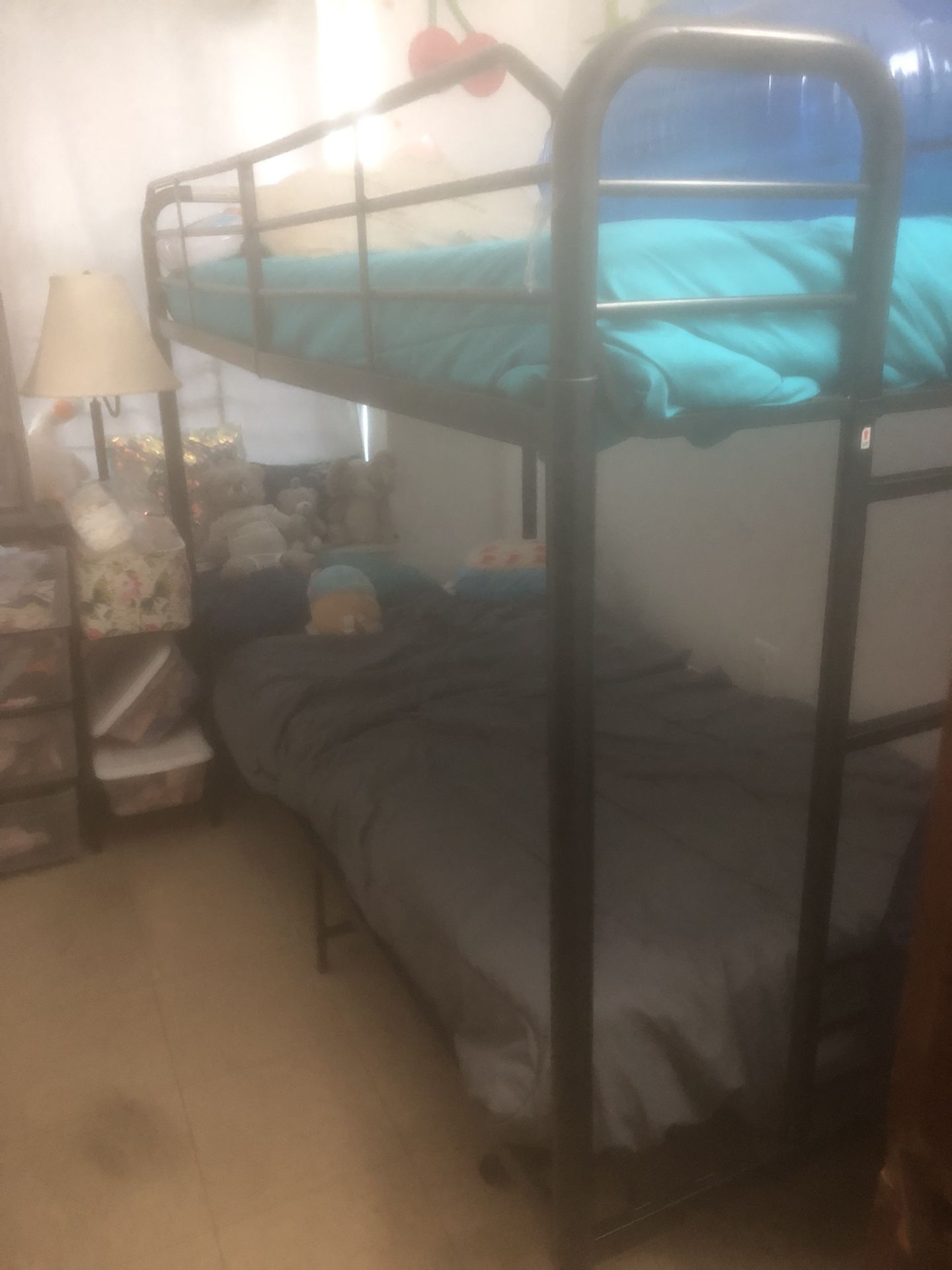 Twin Bed