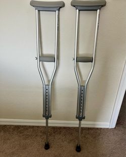 Small Adult/Child Crutches