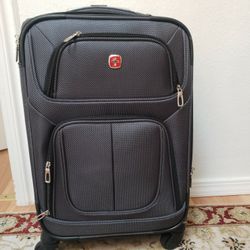SwissGear Softside Carry-on Luggage 