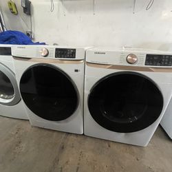 SAMSUNG WASHER AND DRYER ( GAS DRYER)