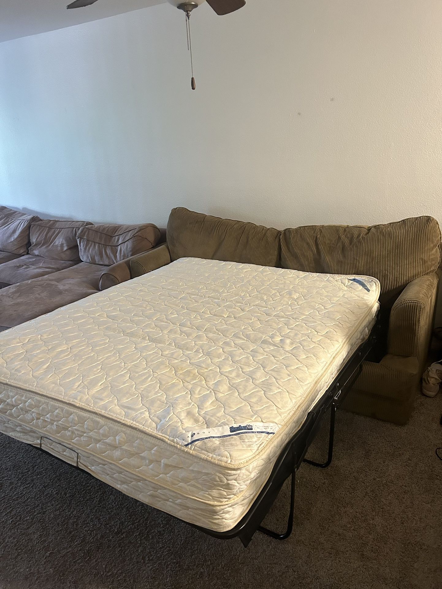 La-Z-Boy Pull Out Inflatable Bed/Couch