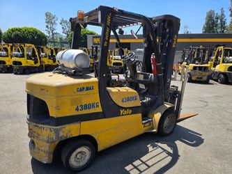 Yale GLC100VX Cushion Tire Forklift