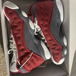 Jordan 13 gym red
