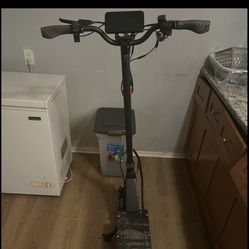 Eoetwo Speed Racing E-scooter 