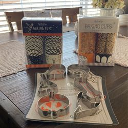 Halloween Cupcakes Cups And Cookie Cutter