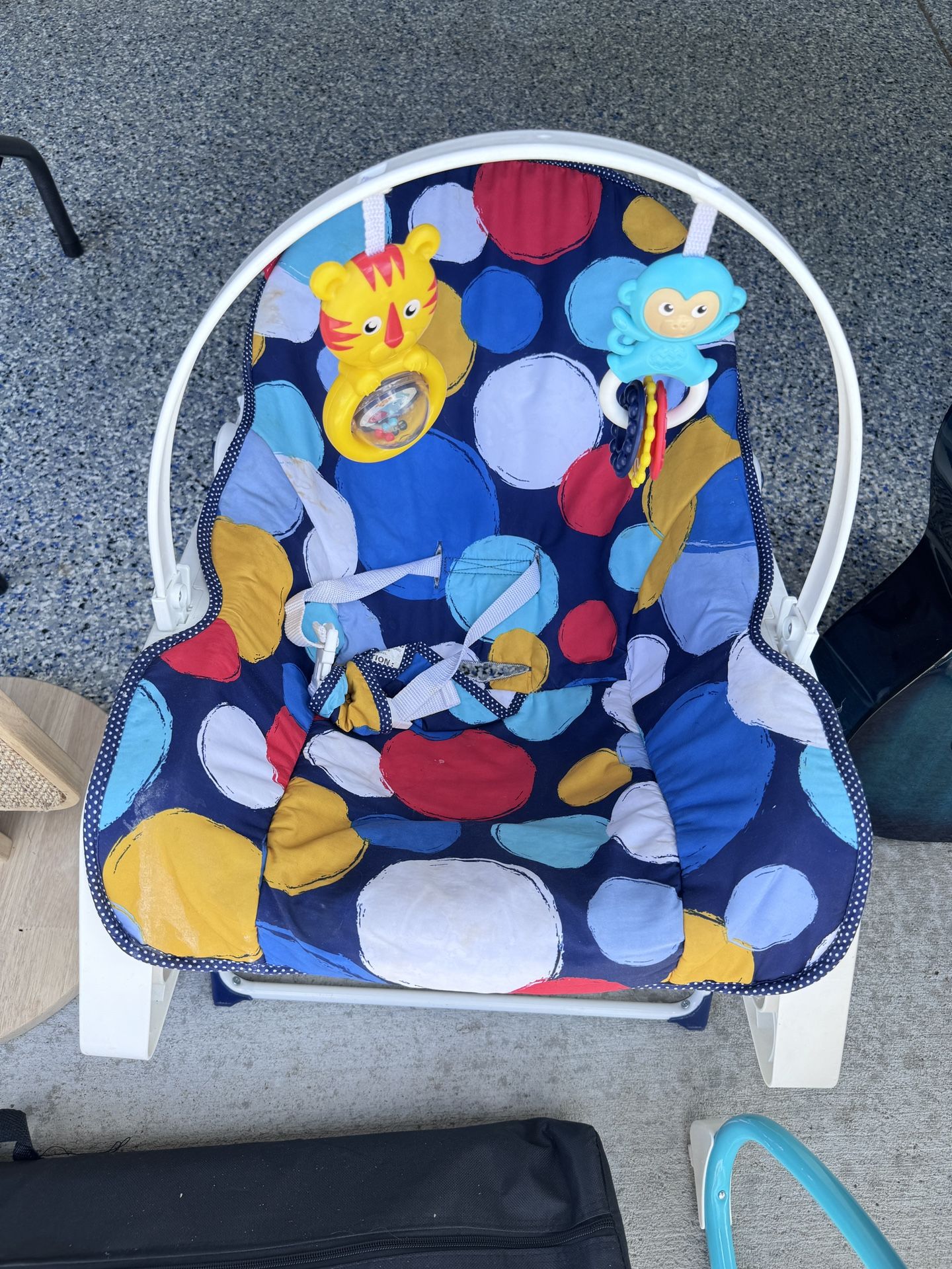 Excellent Condition Baby Rocking Chair