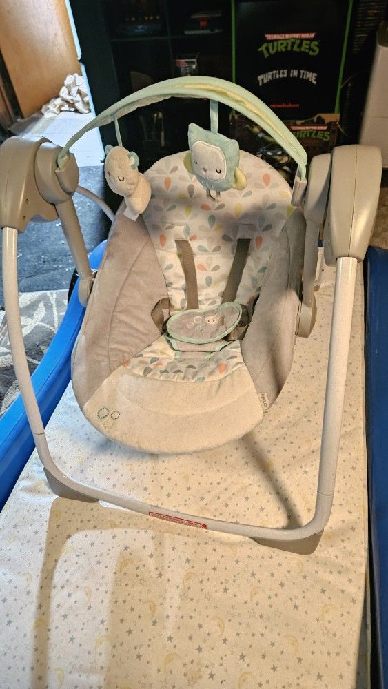 Bright Starts Whimsical Wild Portable Compact Baby Swing , Unisex, Newborn and up