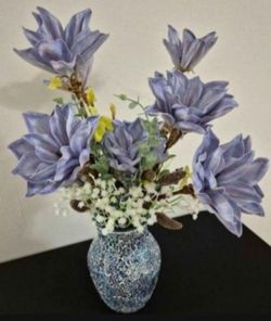 *** NEW LOW PRICE *** Vase from The Mosaic Magnolia Collection : Brazen Blue Ocean @ Lasting Creations