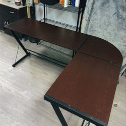 Modern Walnut L-Shaped Desk with Metal Frame