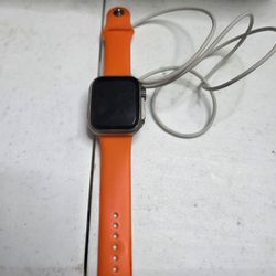 44mm aluminum Apple Watch SE with GPS - silver