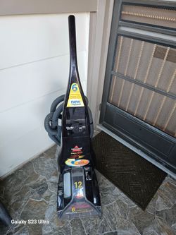 Bissell  carpet cleaning  deep  shampoo
