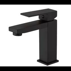 BWE A-96052-Black Single Hole Single-Handle Bathroom Faucet in Matte Black
