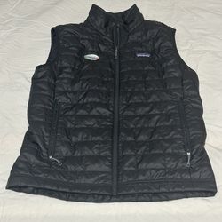 Patagonia Mens Goose Down Zip Sweater Vest Black 84622 Size Medium Company Logo