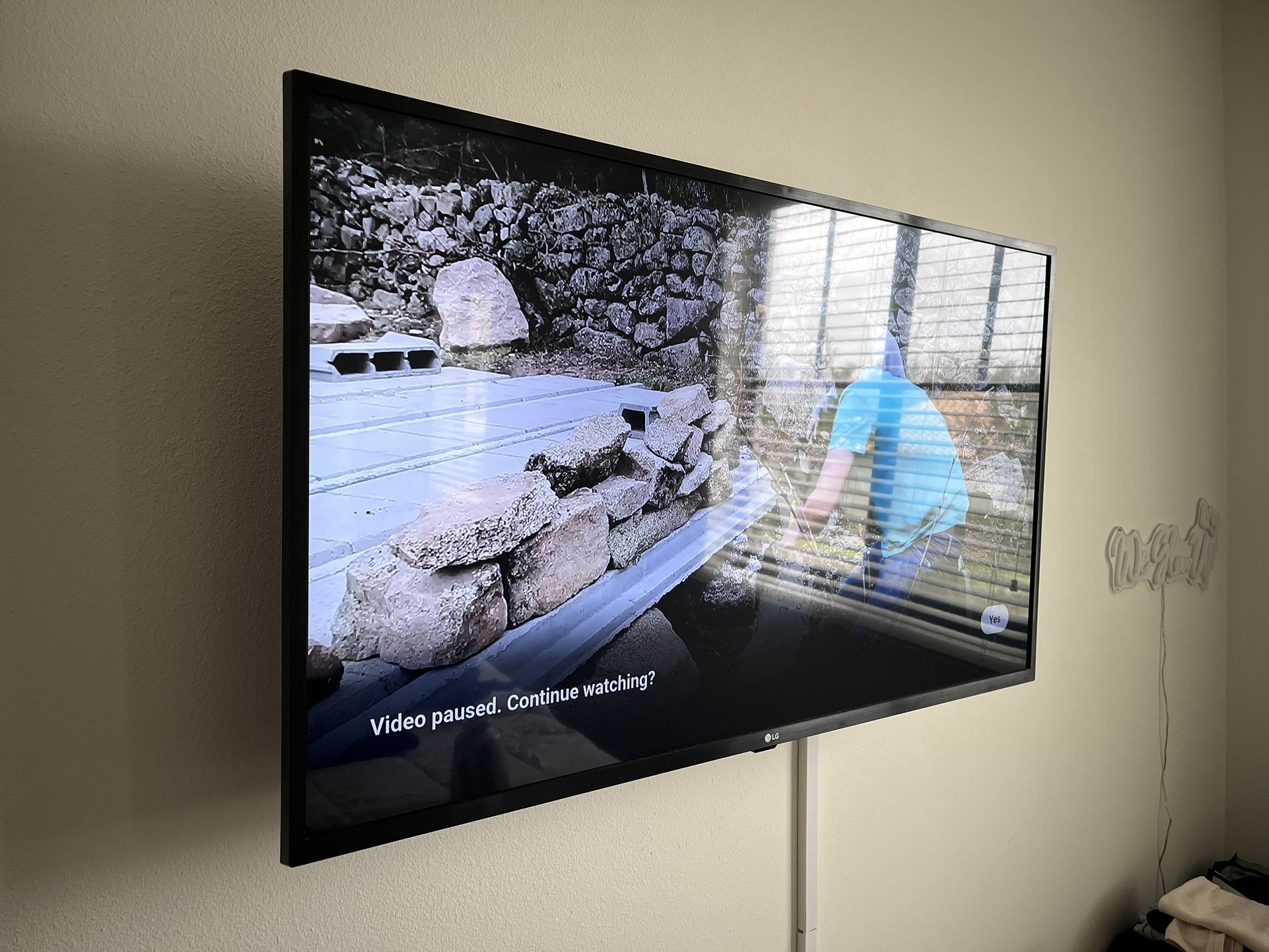LG 42 Inch Smart TV With Wall Mount Included