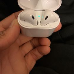 Apple Air Pods (2nd generation) w/ charging case