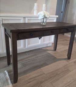 Small Wood Desk.  Used, in great condition. 

50"W x 20"D x 30"H 

$110
