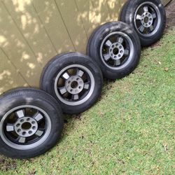 Vw 4lug Rims Use  As Is Tires No Good  