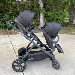 Joovy Qool Stroller Bundle With Car seat