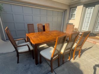 Henredon Burl wood Parson extension dining table with 8 chairs