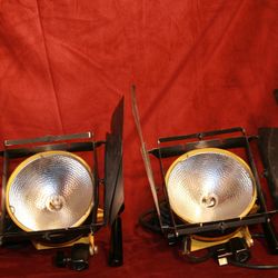 Lowell Quartz D Direct Focus and Tilt Spot & Flood Light Tungsten Halogen