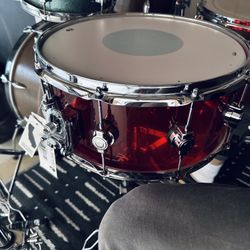 DW Drums - Acrylic Red Snare drum
