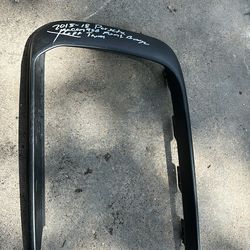 2015-18 PORSCHE MACAN 95B Front Bumper Left Side Trim 95B807819GOK1