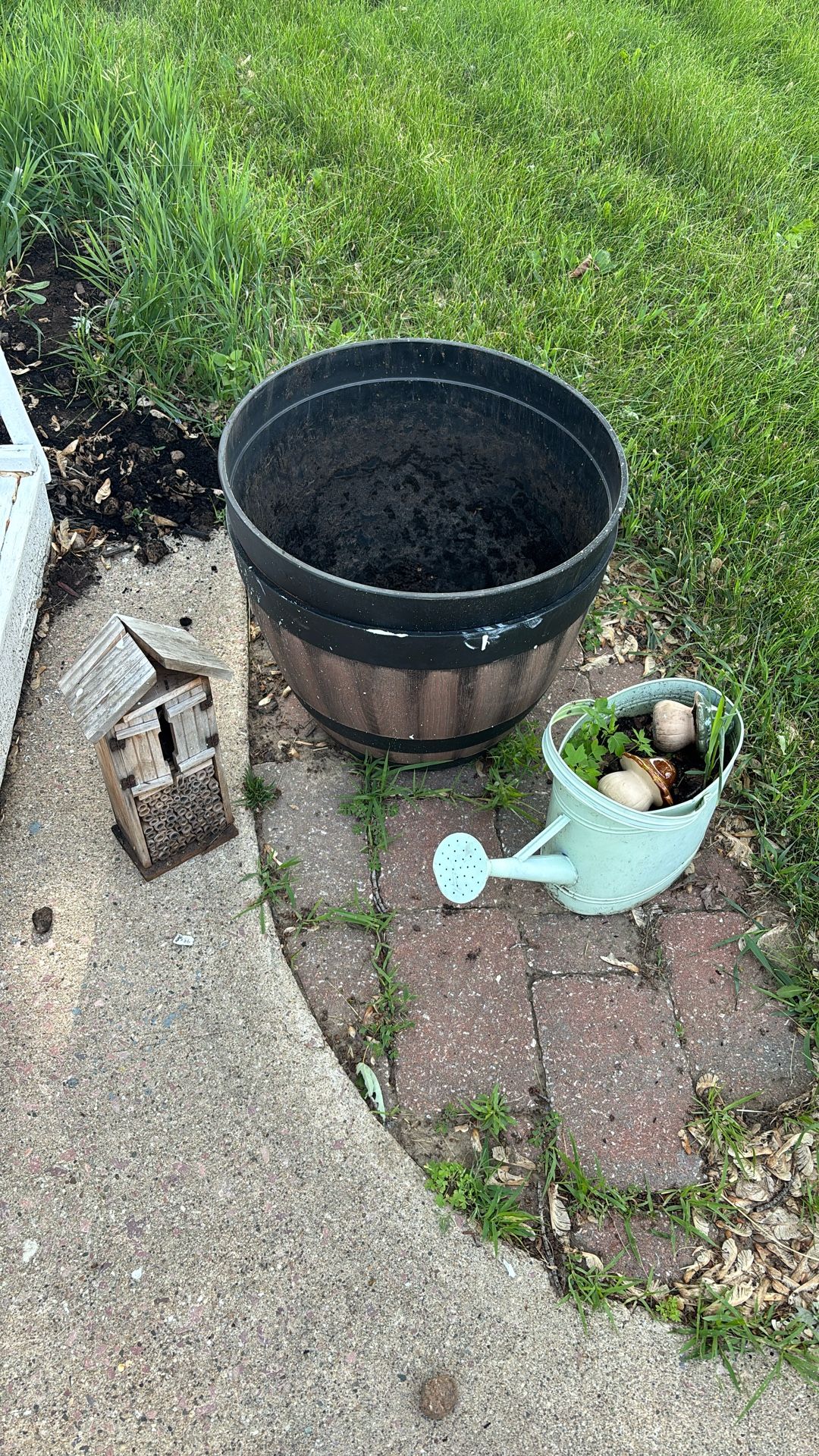 Garden Pots And Stuff