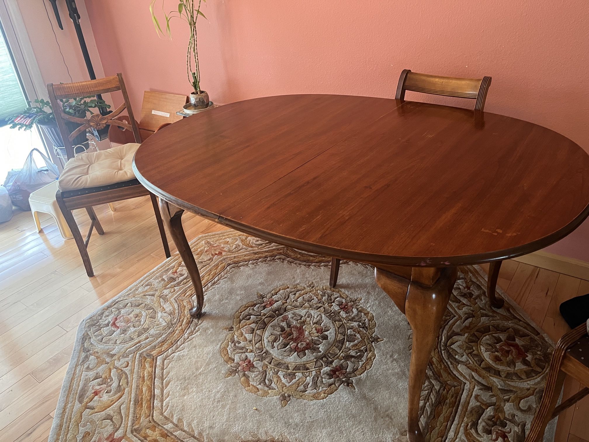 Dining room Table And 4 Chairs