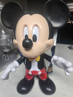 Disneyland 70th Talking Moving Celebration Mickey Mouse Popcorn Bucket  with features Moving parts and Talking Sounds. New