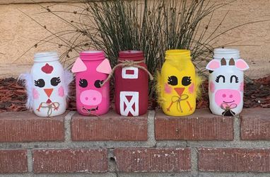 Mason jars farm theme pig chicken cow barn party decoration centerpieces