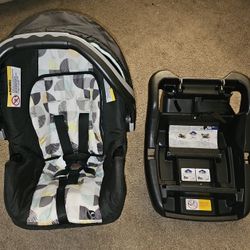 Babytrend EZ Infant Carseat & Base