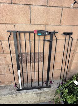 41 inch Regalo baby gate