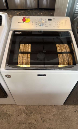 Maytag Top Load Washer w/ Agitator – Glass Lid, White