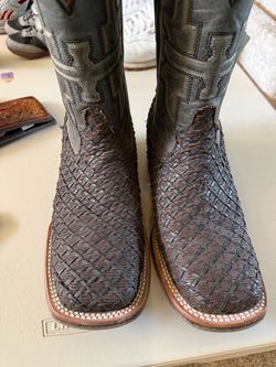 Men’s square toe boots