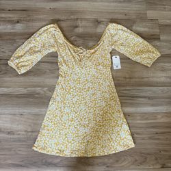 Billabong Yellow and White Floral Daisy Wave Dress Sandy Gold NWT Sz M