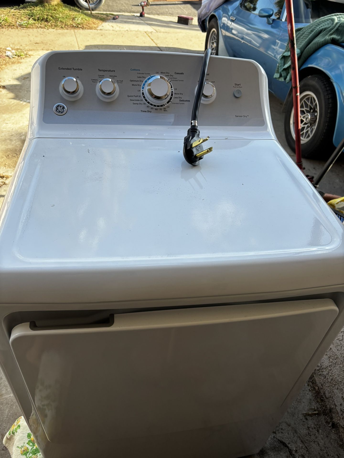 GE 220 Volt Full Size Dryer.