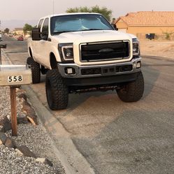 2012 Ford F-250 Powerstroke 6.7L Diesel Lariat 