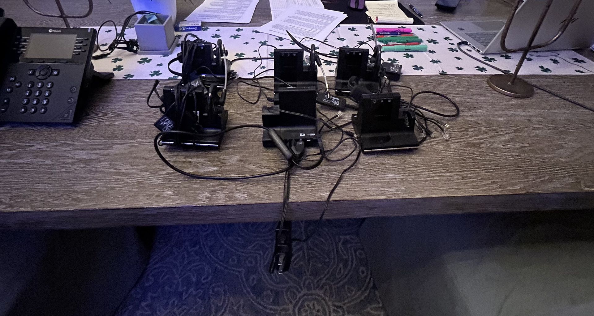 (6) plantronic W730 headsets (1 without an ear piece)