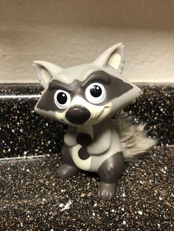 Disney’s Pocahontas Meeko Figure