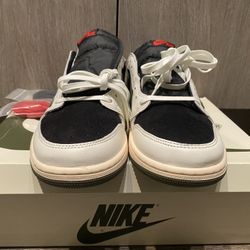 Travis Scott Air Jordan 1 olives Size 11.5 men