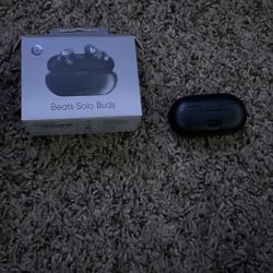 Beats Solo Buds